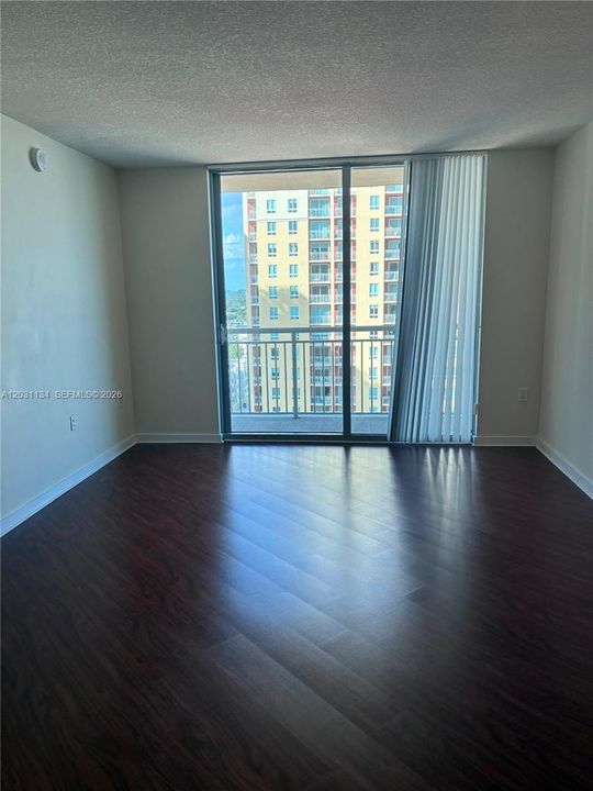 For Rent: $3,100 (2 beds, 2 baths, 1467 Square Feet)