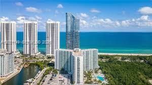 For Sale: $385,000 (1 beds, 1 baths, 991 Square Feet)