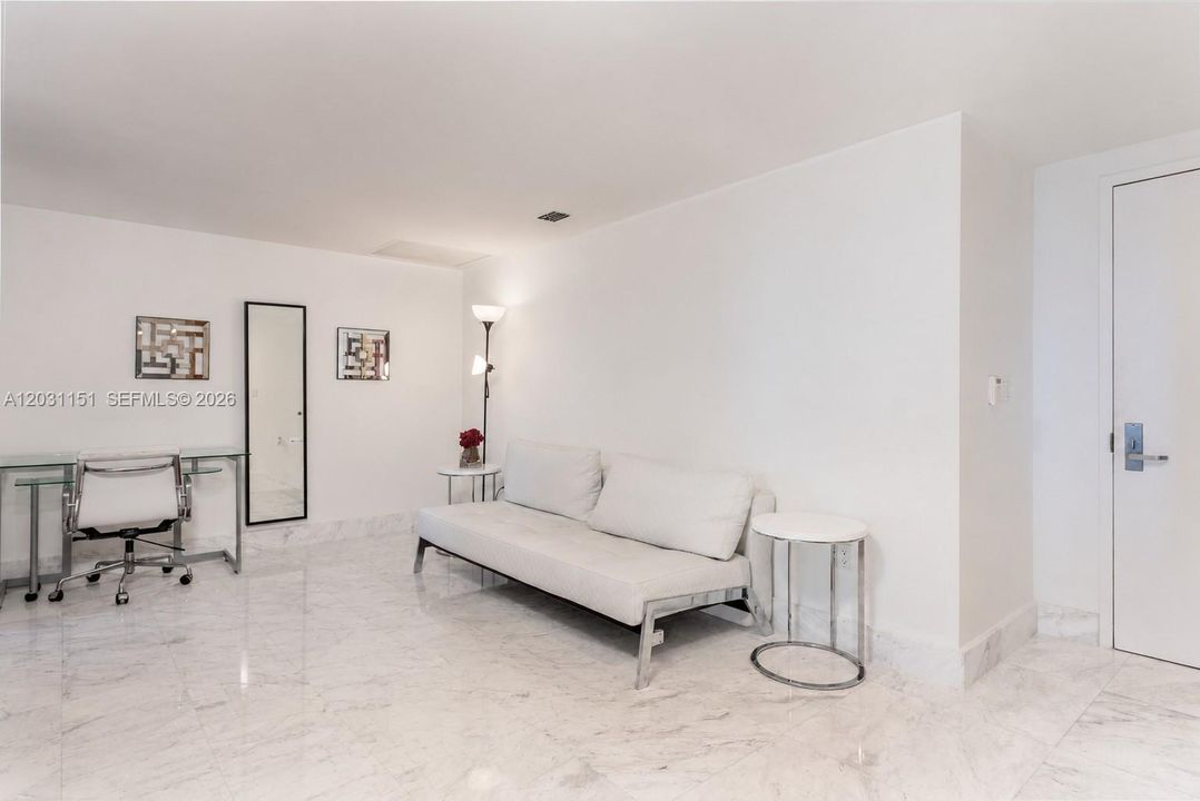 For Rent: $5,200 (2 beds, 2 baths, 1450 Square Feet)