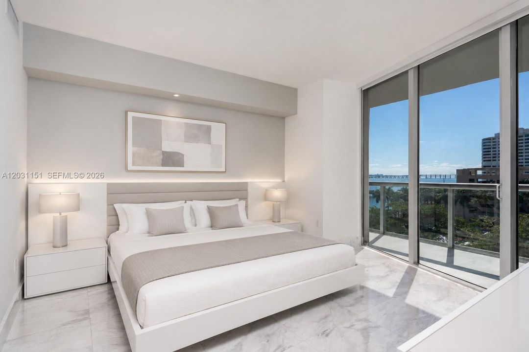 For Rent: $5,200 (2 beds, 2 baths, 1450 Square Feet)