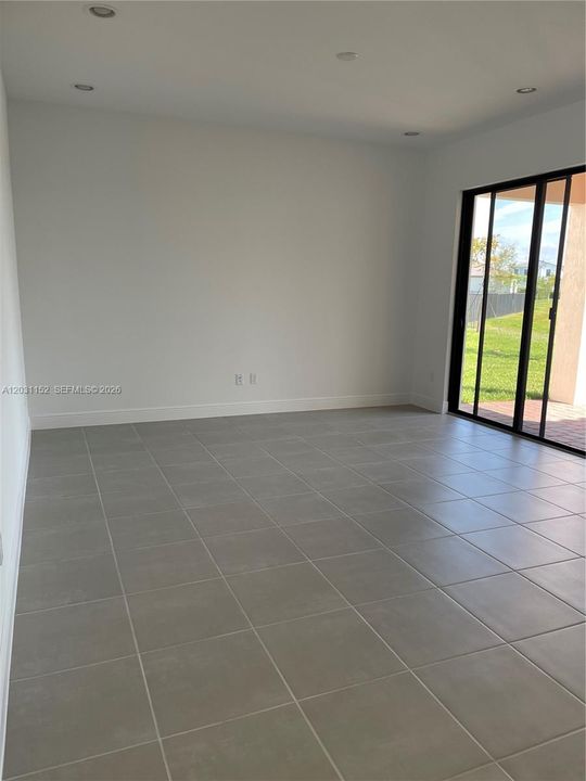 En Renta: $3,450 (3 camas, 2 baños, 1744 Pies cuadrados)