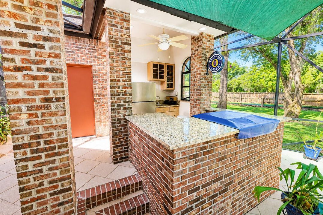 For Sale: $2,950,000 (4 beds, 4 baths, 4404 Square Feet)