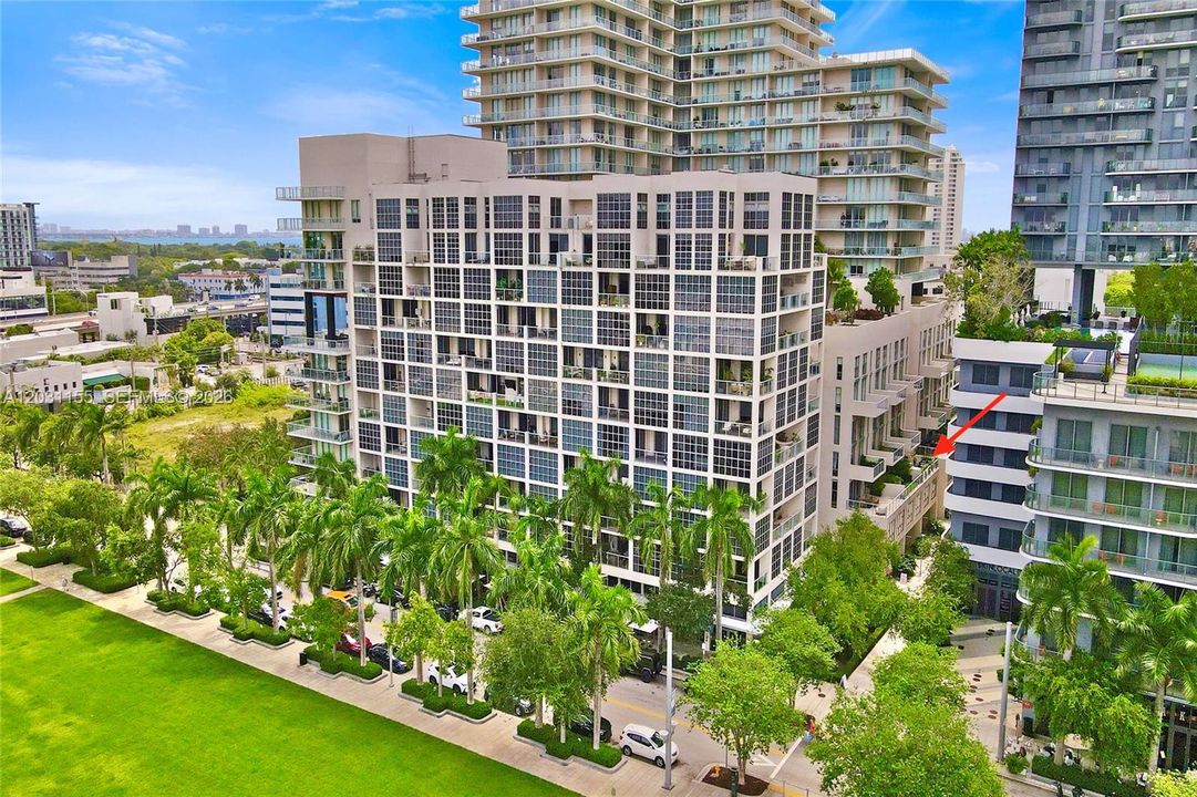 For Sale: $875,000 (2 beds, 2 baths, 2048 Square Feet)