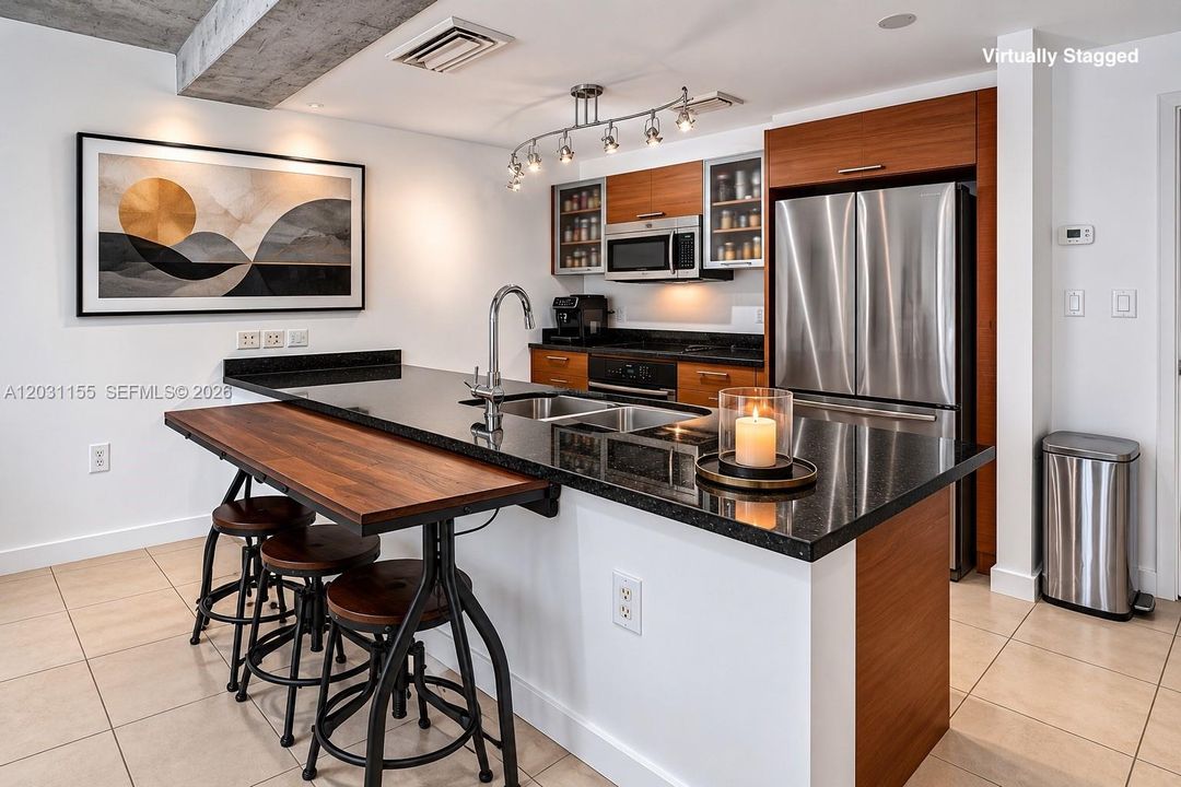For Sale: $875,000 (2 beds, 2 baths, 2048 Square Feet)