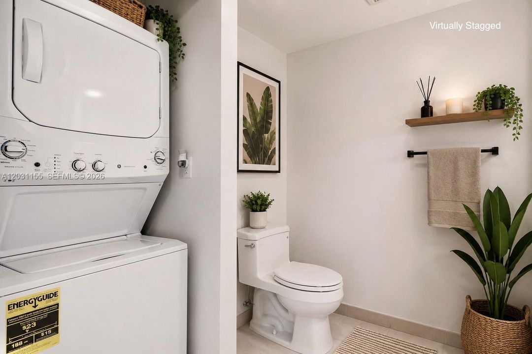 For Sale: $875,000 (2 beds, 2 baths, 2048 Square Feet)