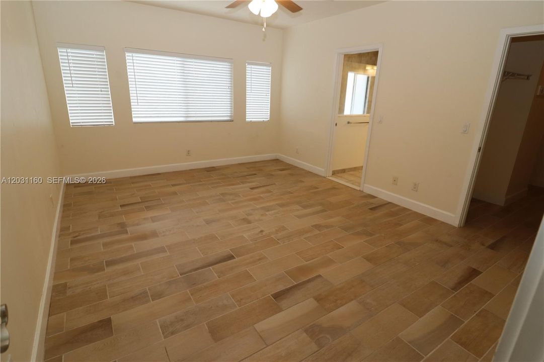 For Rent: $3,300 (3 beds, 3 baths, 1800 Square Feet)