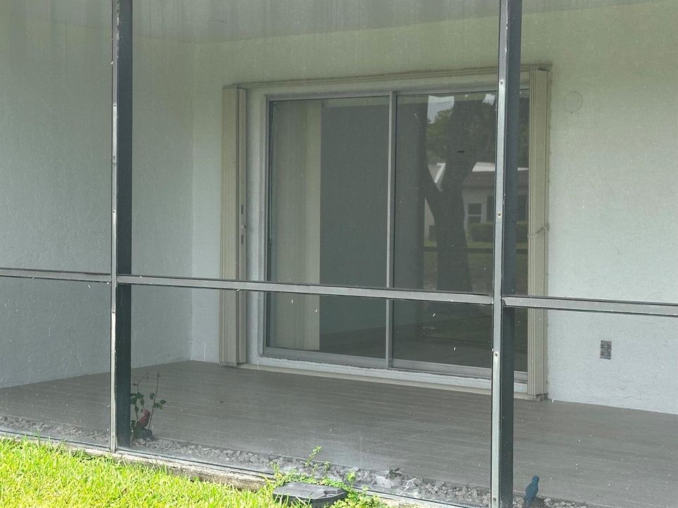 Screened Patio