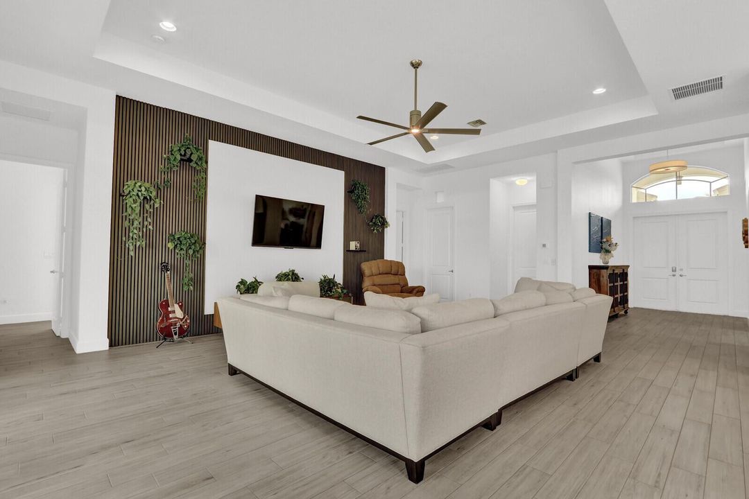 GREAT ROOM