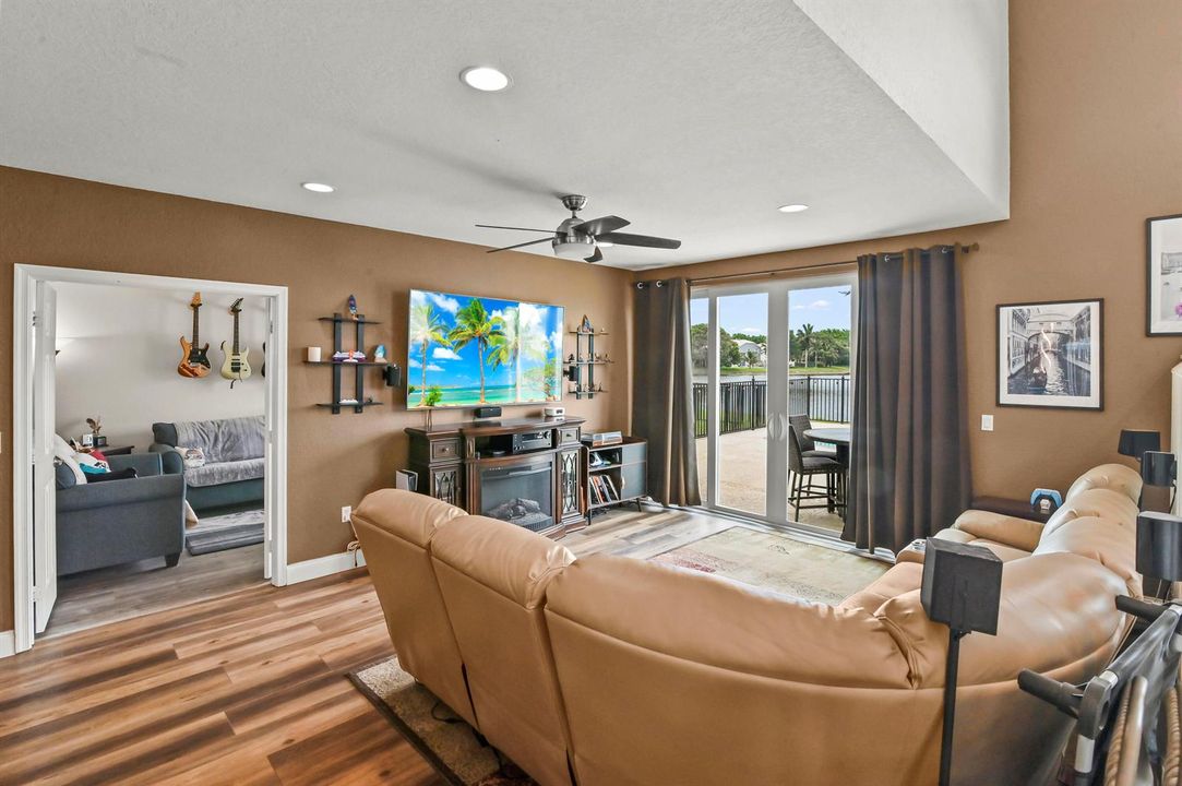 29 Living room 01
