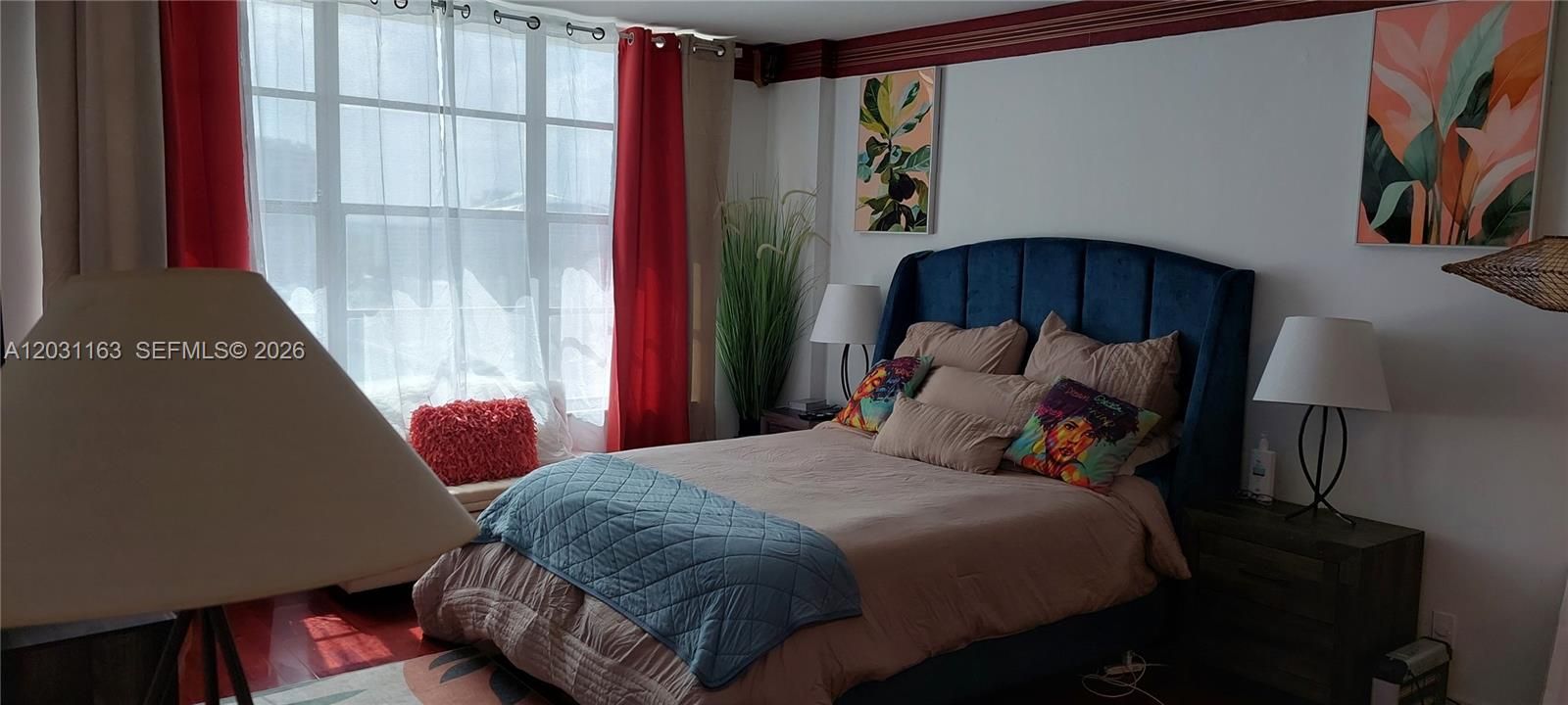En Renta: $2,350 (1 camas, 1 baños, 900 Pies cuadrados)