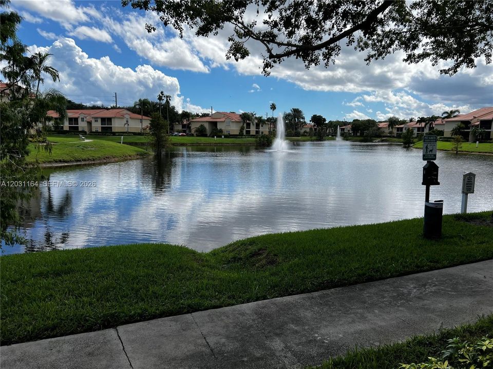 For Rent: $1,520 (1 beds, 1 baths, 785 Square Feet)