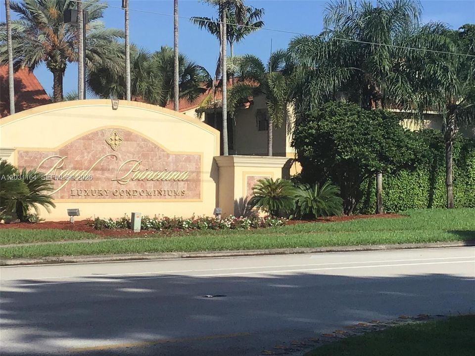 For Rent: $1,520 (1 beds, 1 baths, 785 Square Feet)