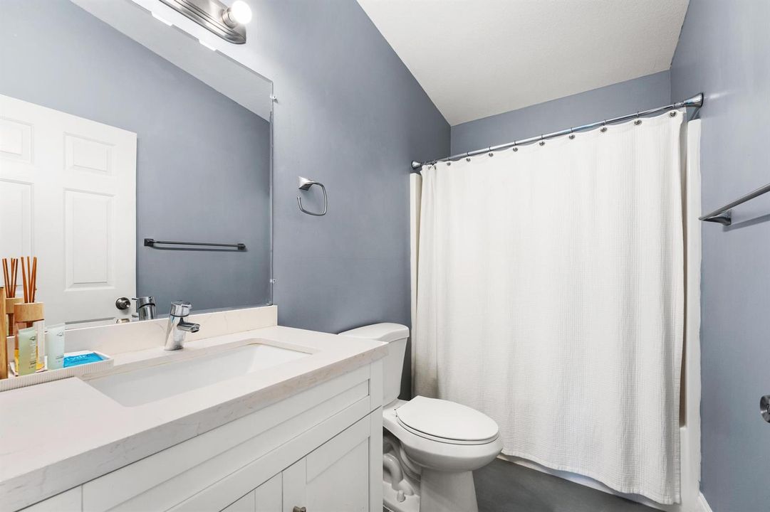 Upstairs Bathroom 2