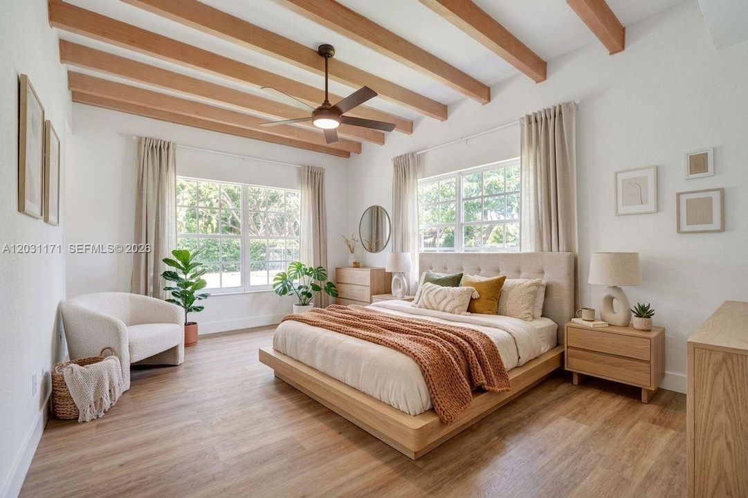 Fifth Downstairs bedroom. Could be used as in law suite. Has own private entrance.