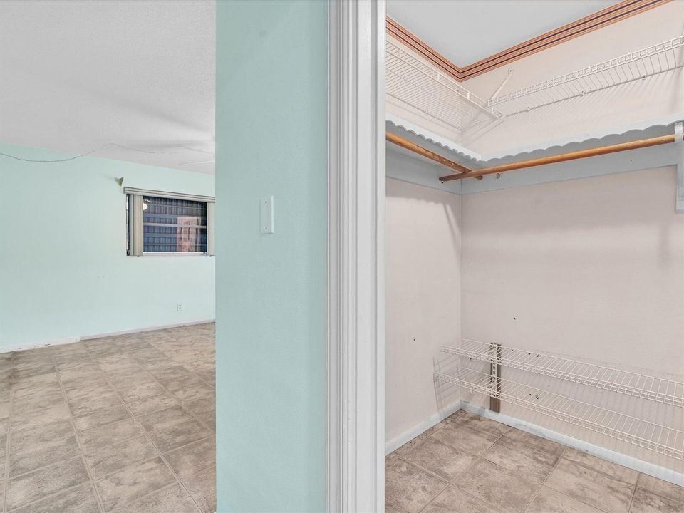 48-closet to Bedroom 2