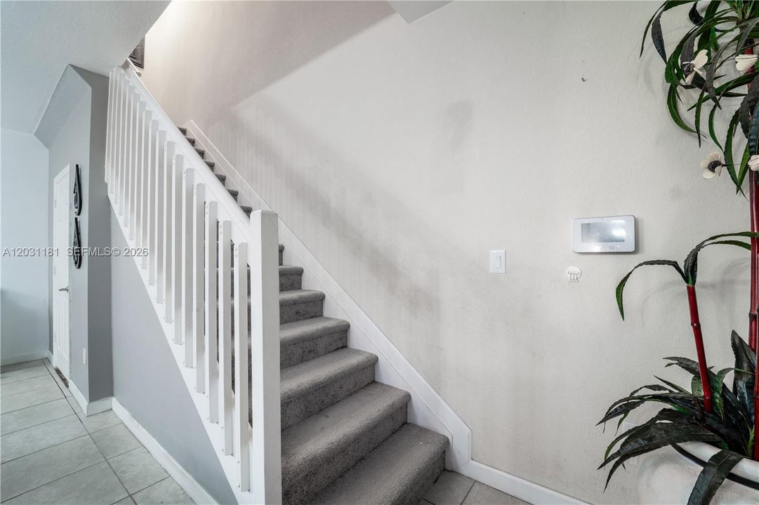 For Sale: $525,000 (3 beds, 2 baths, 1608 Square Feet)