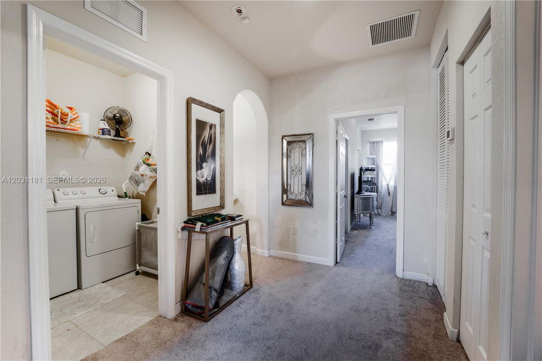 For Sale: $525,000 (3 beds, 2 baths, 1608 Square Feet)