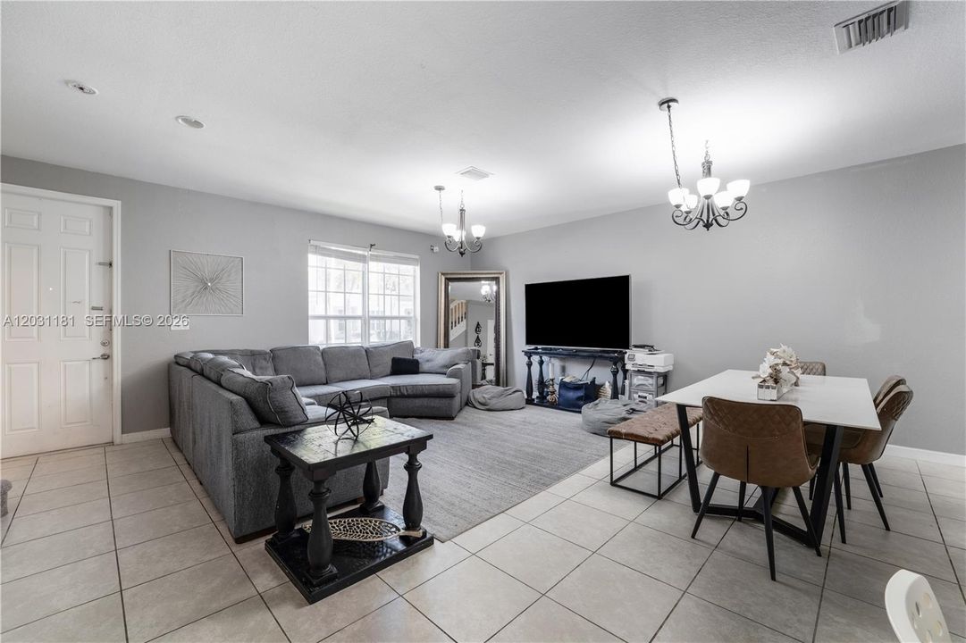 For Sale: $525,000 (3 beds, 2 baths, 1608 Square Feet)