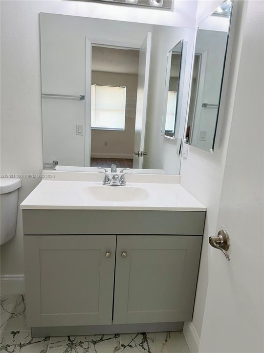 For Rent: $2,700 (2 beds, 2 baths, 1224 Square Feet)