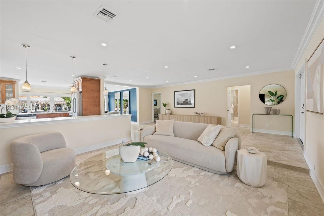 For Sale: $1,039,000 (3 beds, 2 baths, 1878 Square Feet)