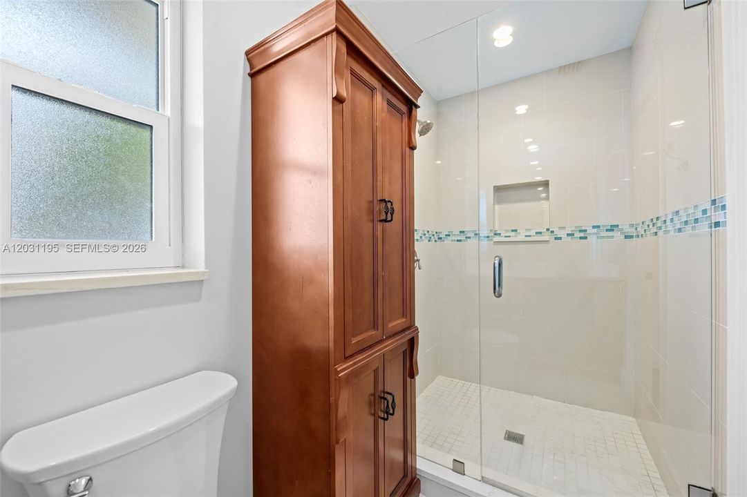 For Sale: $1,039,000 (3 beds, 2 baths, 1878 Square Feet)