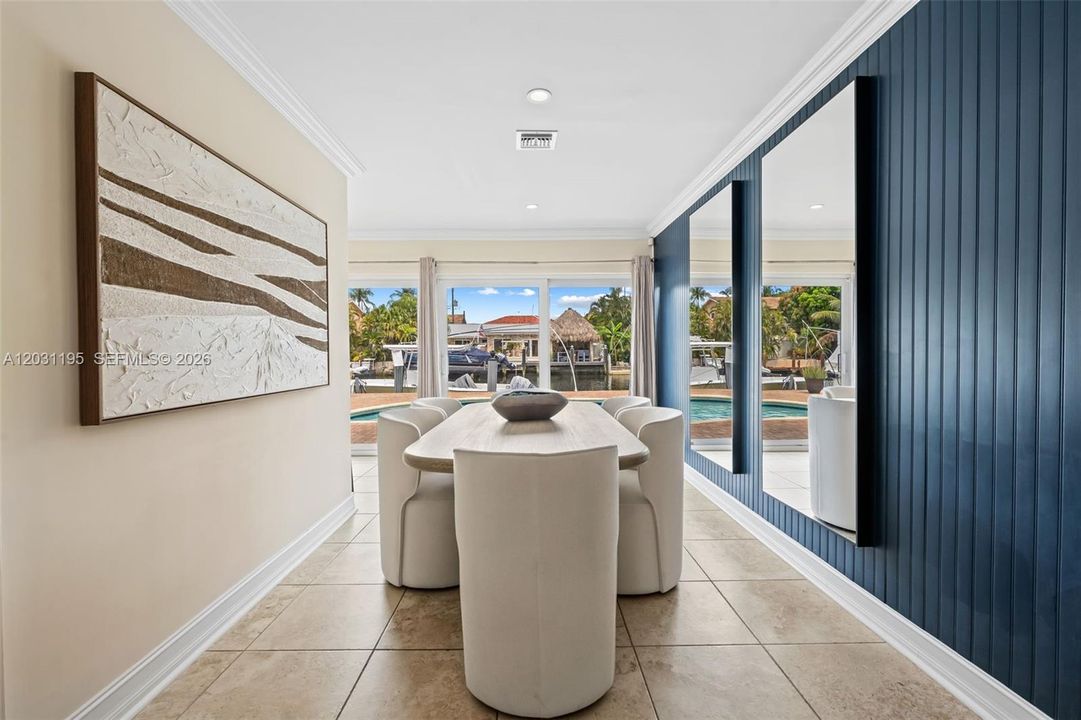 For Sale: $1,039,000 (3 beds, 2 baths, 1878 Square Feet)