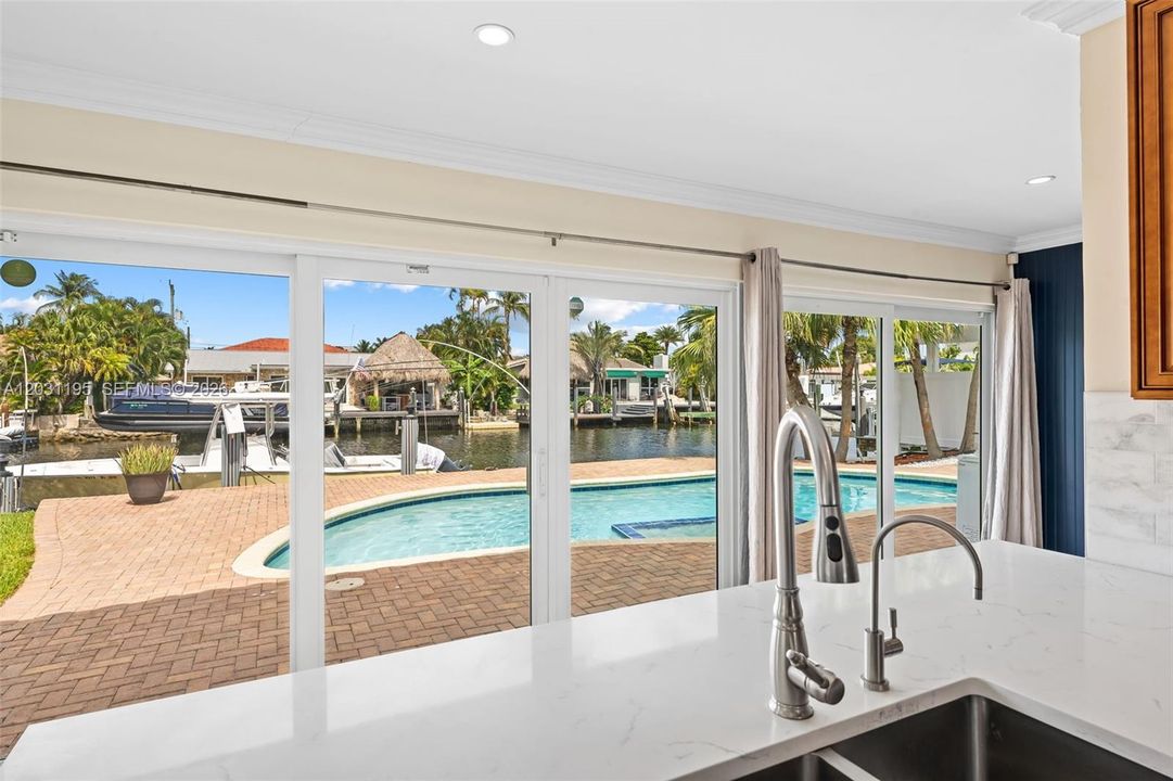 For Sale: $1,039,000 (3 beds, 2 baths, 1878 Square Feet)