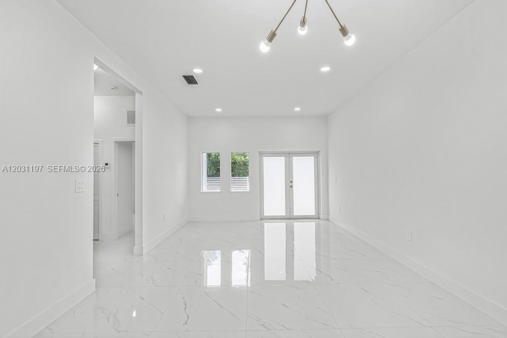 En Renta: $3,450 (3 camas, 2 baños, 0 Pies cuadrados)