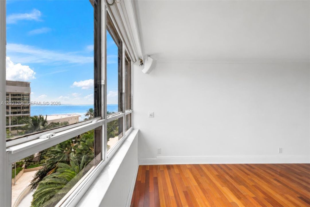 For Rent: $15,000 (3 beds, 3 baths, 3764 Square Feet)
