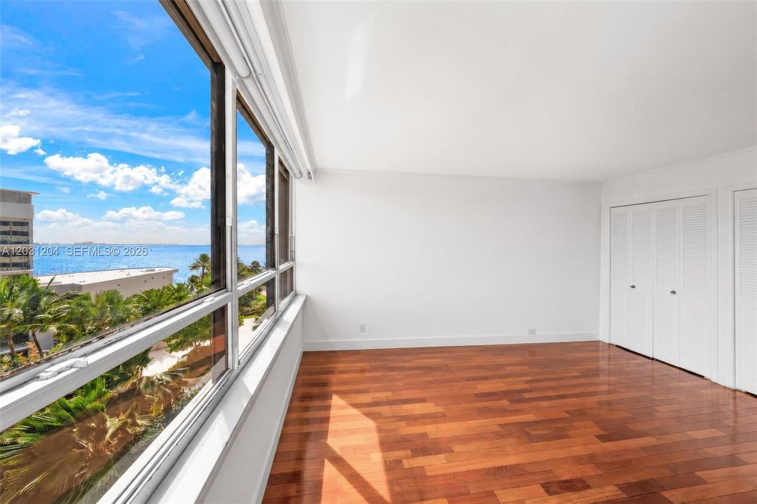 For Rent: $15,000 (3 beds, 3 baths, 3764 Square Feet)