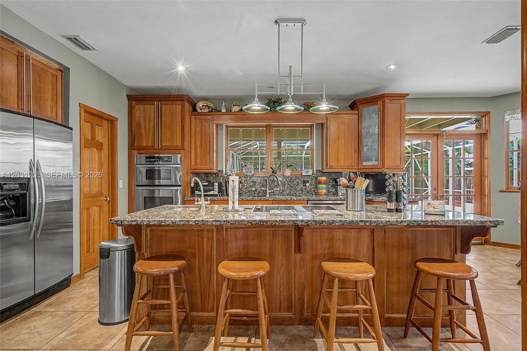 For Sale: $1,450,000 (4 beds, 3 baths, 3072 Square Feet)