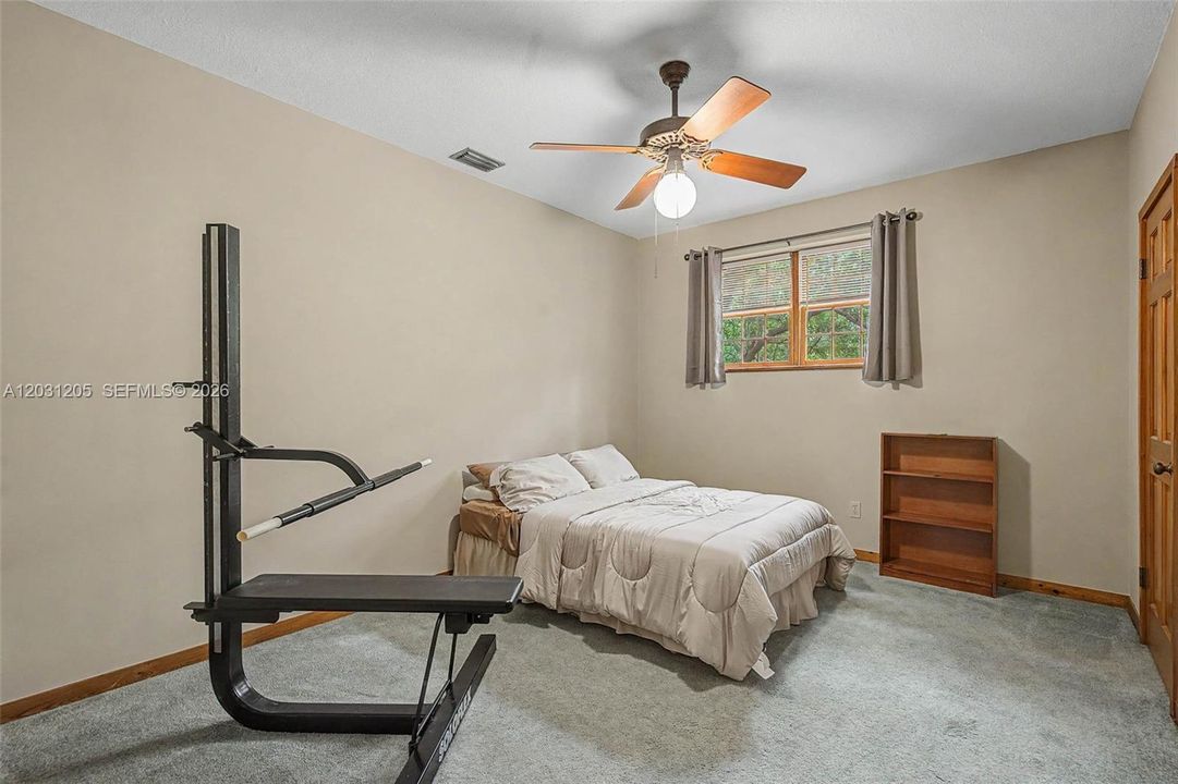 For Sale: $1,450,000 (4 beds, 3 baths, 3072 Square Feet)