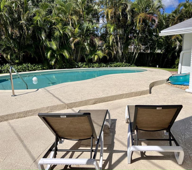 Poolside 1