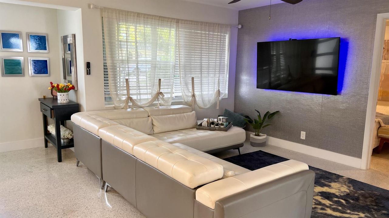 Living Area 1