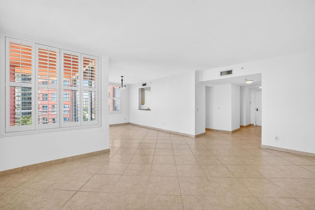 12-web-or-mls-699A4558