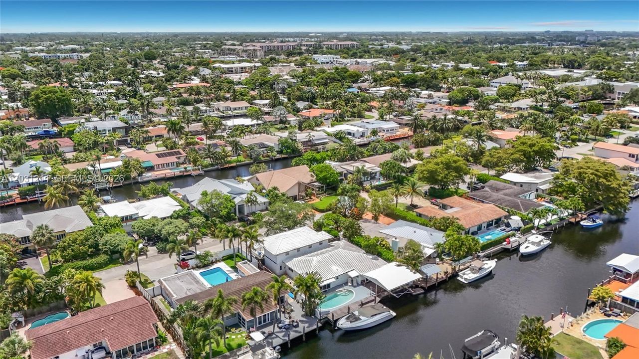 For Sale: $1,700,000 (4 beds, 4 baths, 2768 Square Feet)