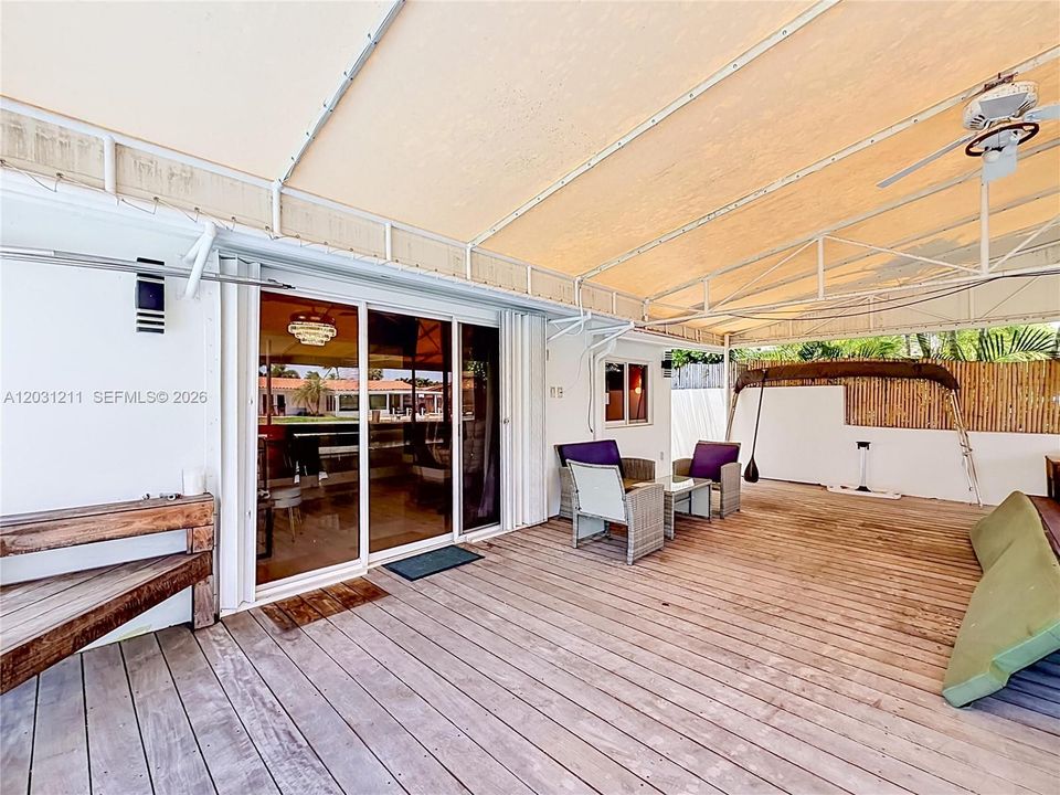 For Sale: $1,700,000 (4 beds, 4 baths, 2768 Square Feet)