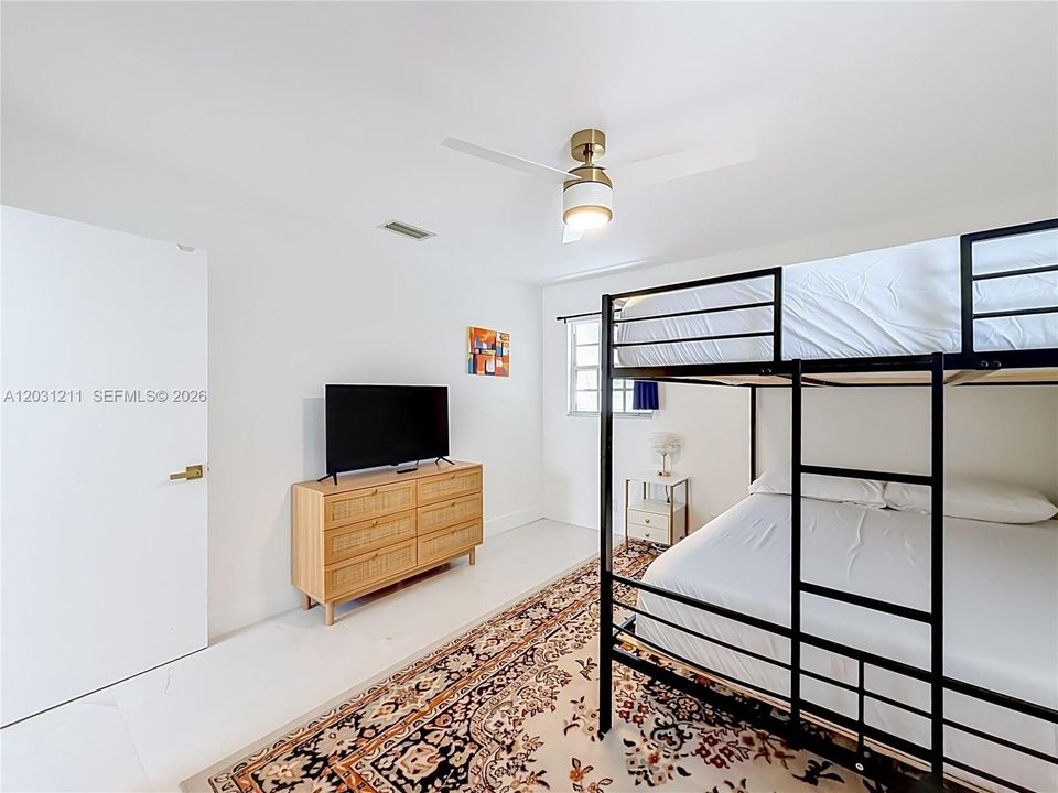 For Sale: $1,700,000 (4 beds, 4 baths, 2768 Square Feet)