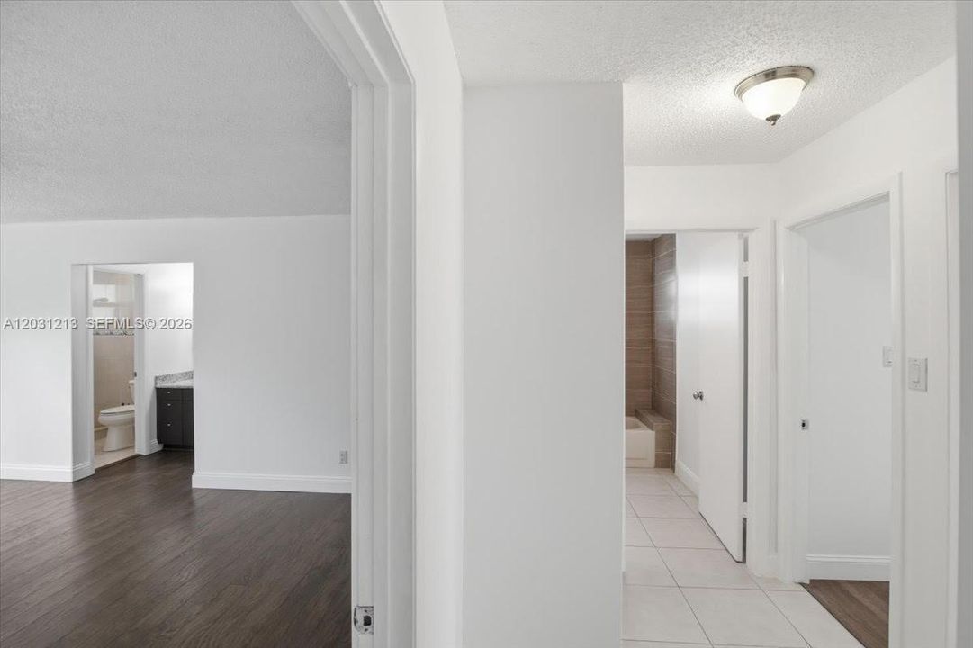 В аренду: $4,000 (3 спален, 2 ванн, 1783 Квадратных фут)