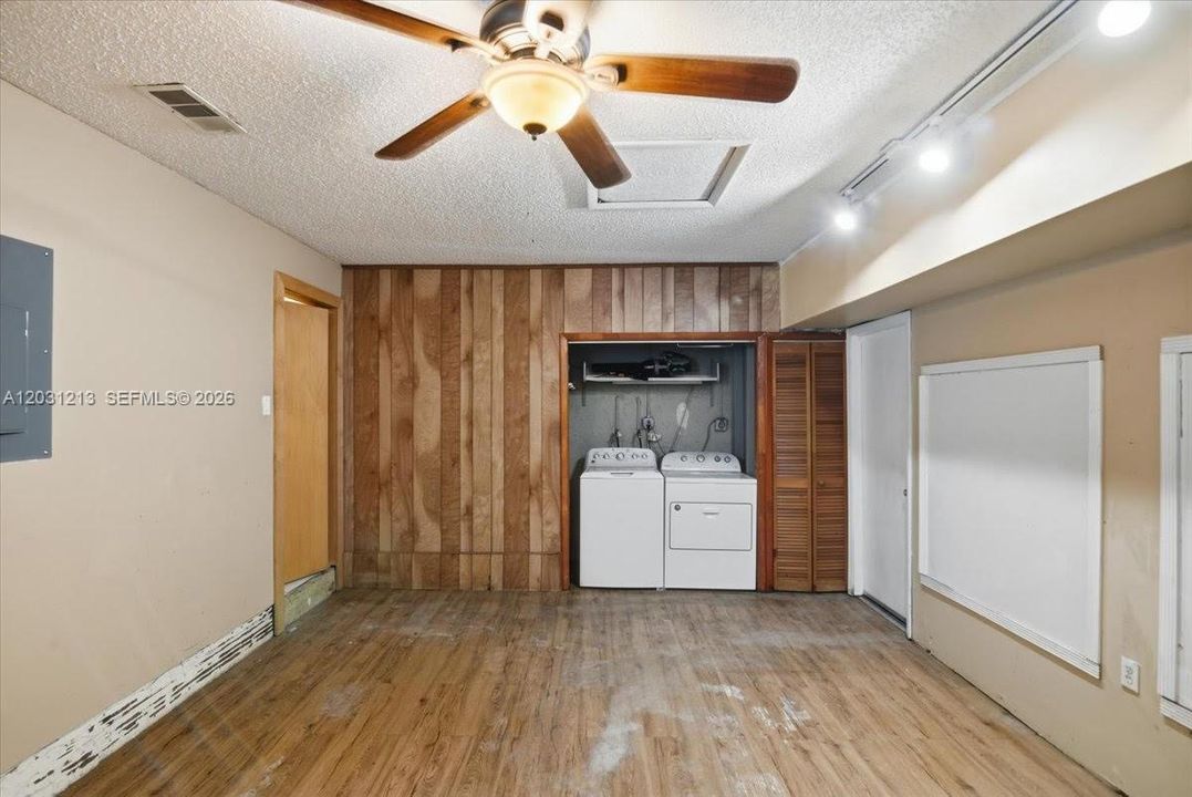 В аренду: $4,000 (3 спален, 2 ванн, 1783 Квадратных фут)