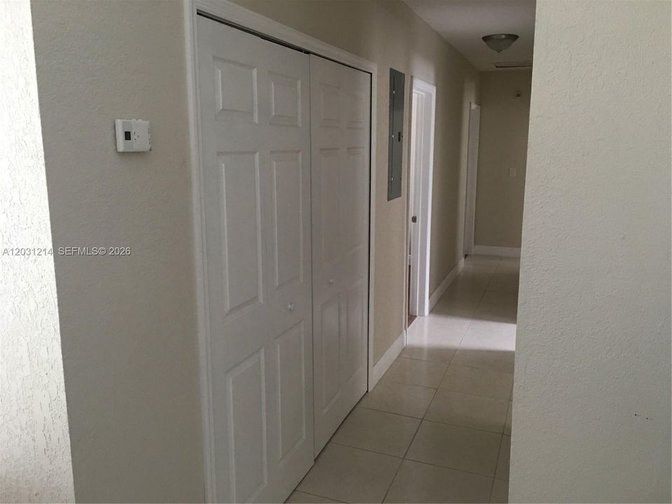 For Sale: $545,000 (4 beds, 2 baths, 1125 Square Feet)