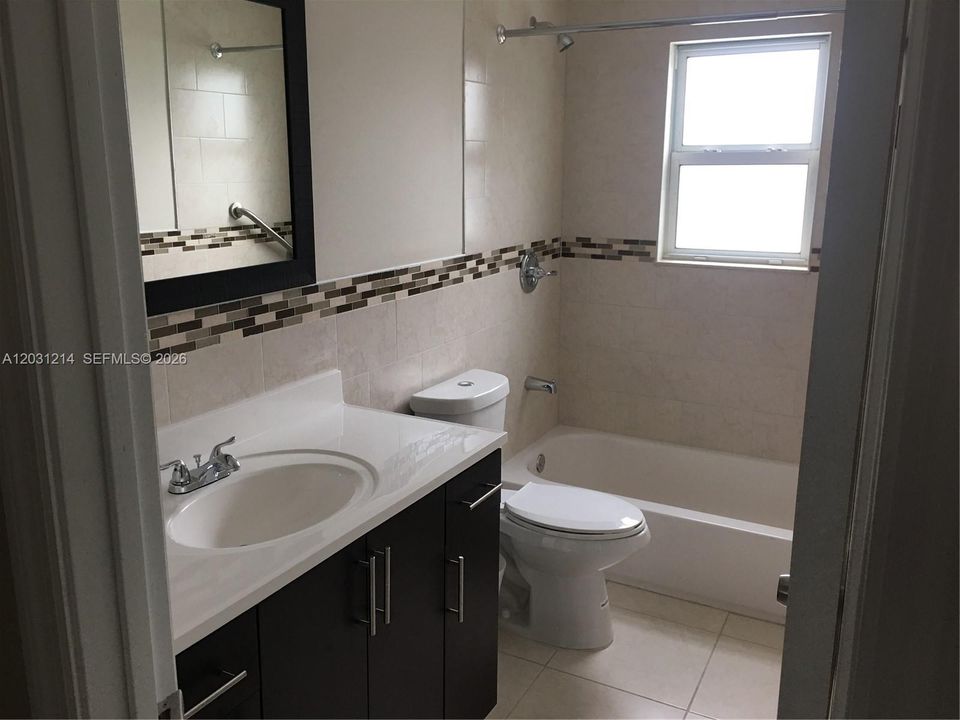 For Sale: $545,000 (4 beds, 2 baths, 1125 Square Feet)