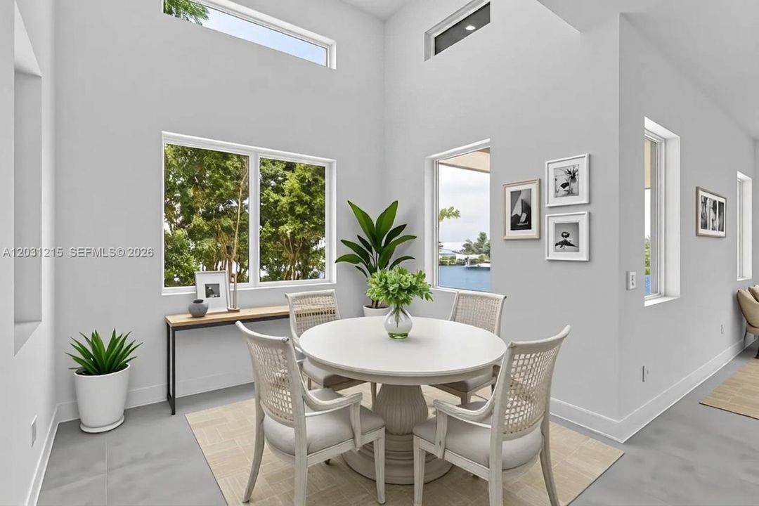 En Venta: $1,695,000 (3 camas, 2 baños, 2421 Pies cuadrados)