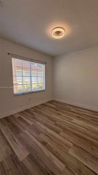 For Rent: $2,200 (1 beds, 1 baths, 615 Square Feet)