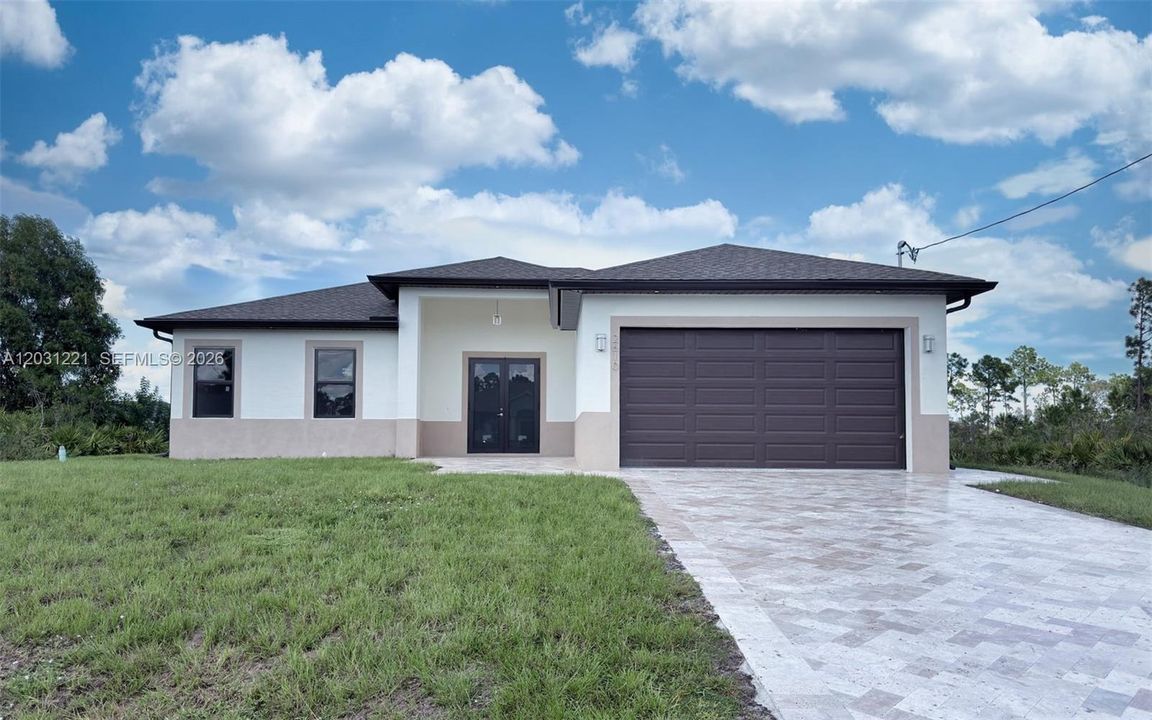 For Sale: $359,000 (4 beds, 2 baths, 2345 Square Feet)