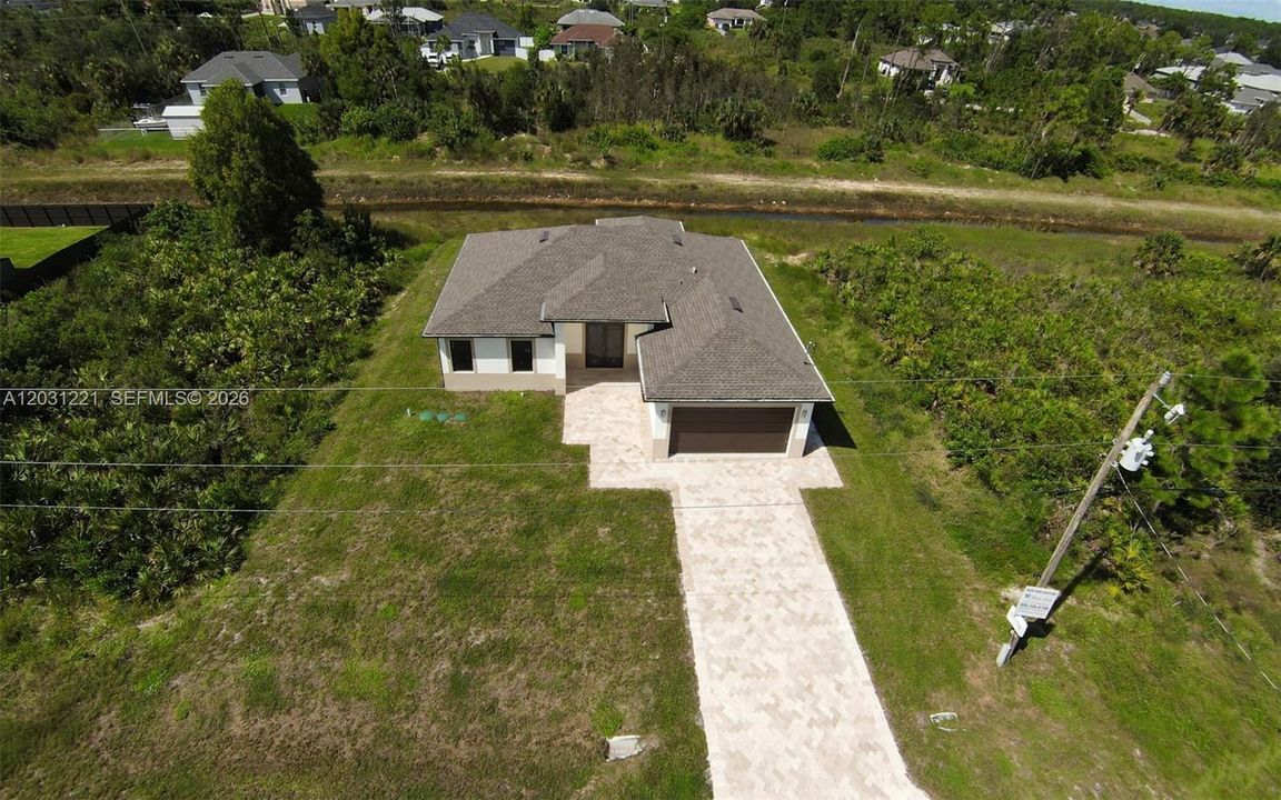 For Sale: $359,000 (4 beds, 2 baths, 2345 Square Feet)