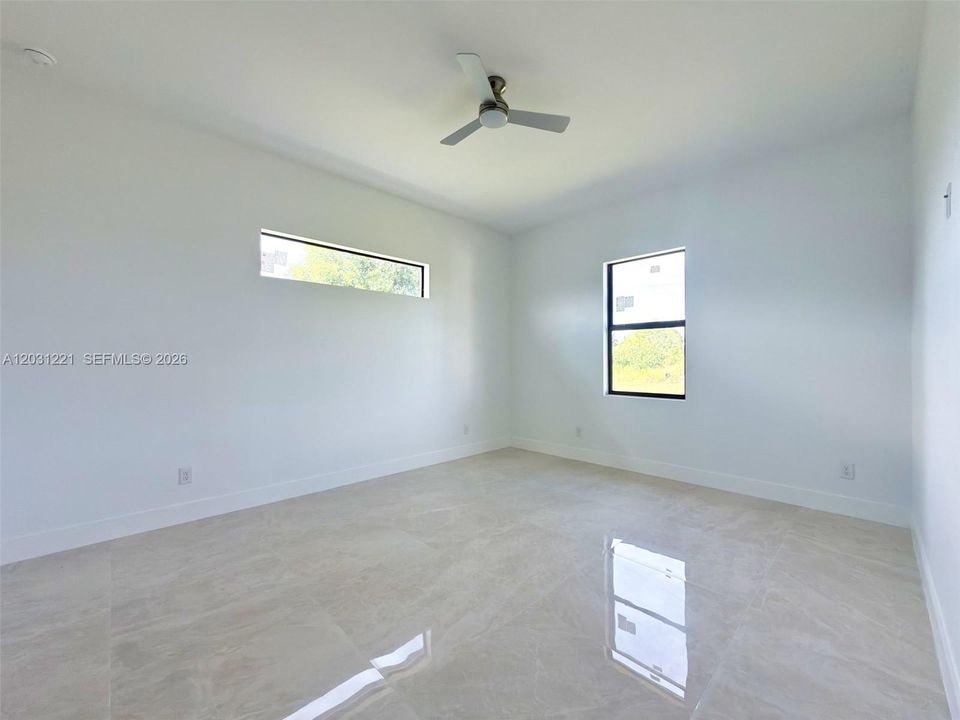 For Sale: $359,000 (4 beds, 2 baths, 2345 Square Feet)