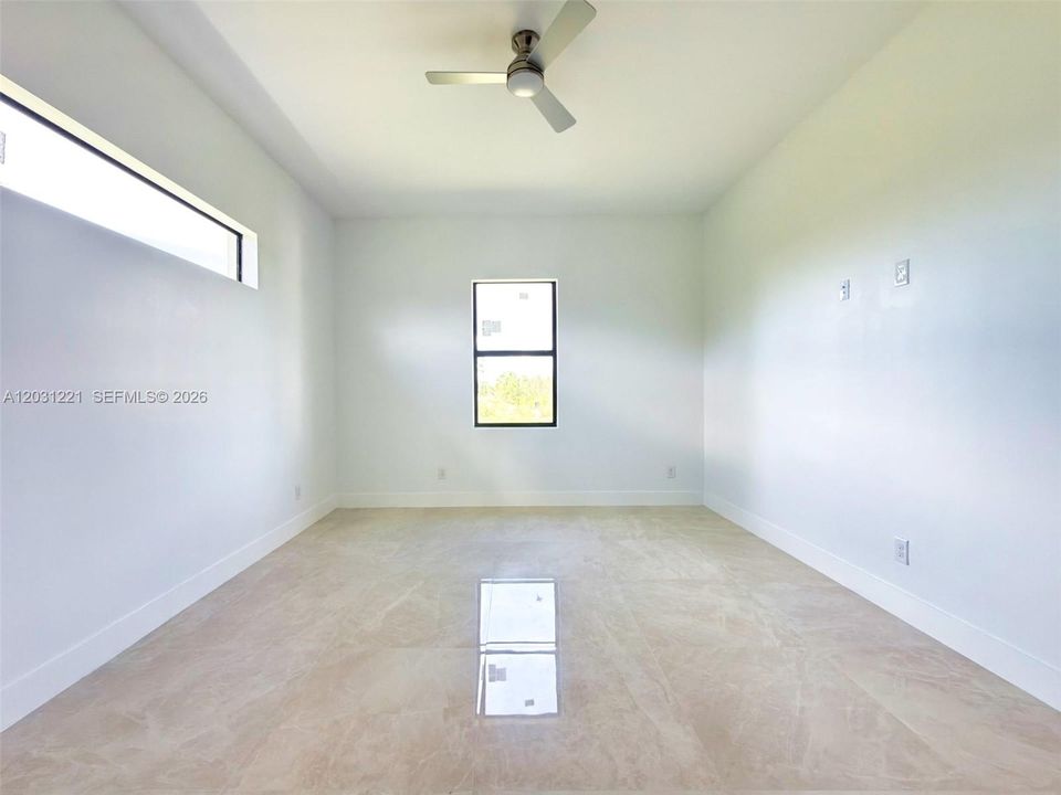 For Sale: $359,000 (4 beds, 2 baths, 2345 Square Feet)