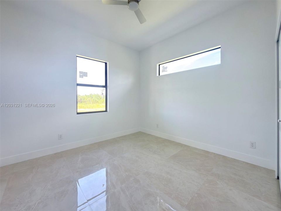 For Sale: $359,000 (4 beds, 2 baths, 2345 Square Feet)