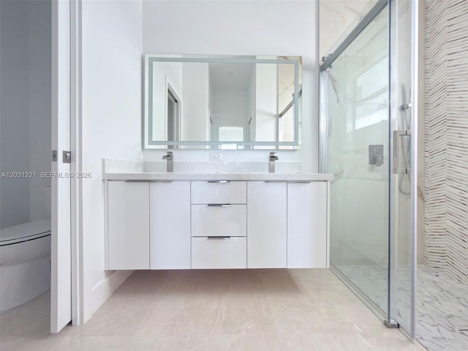 For Sale: $359,000 (4 beds, 2 baths, 2345 Square Feet)